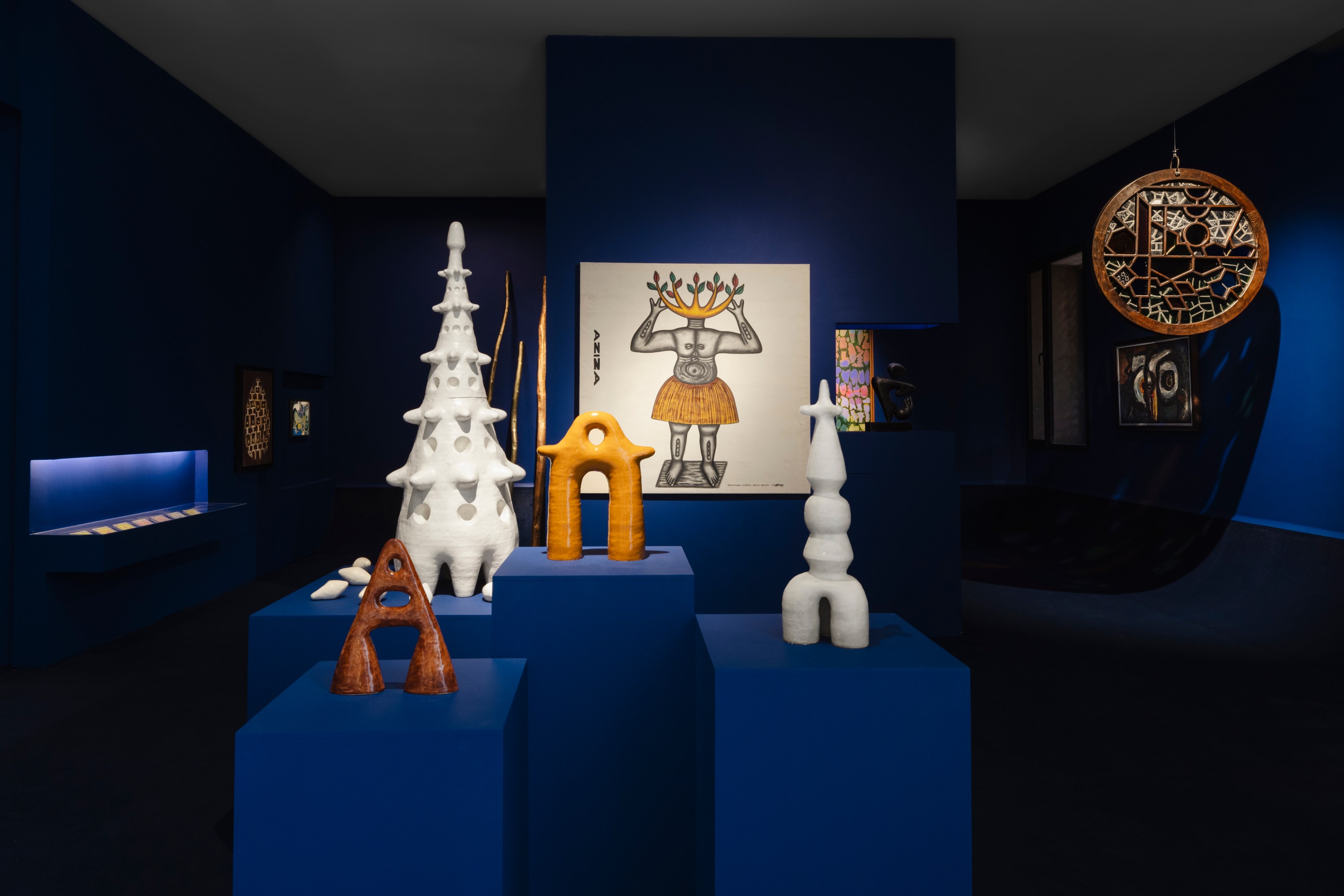 Interior view "Seven Contours, One Collection" exhibition at MACAAL.