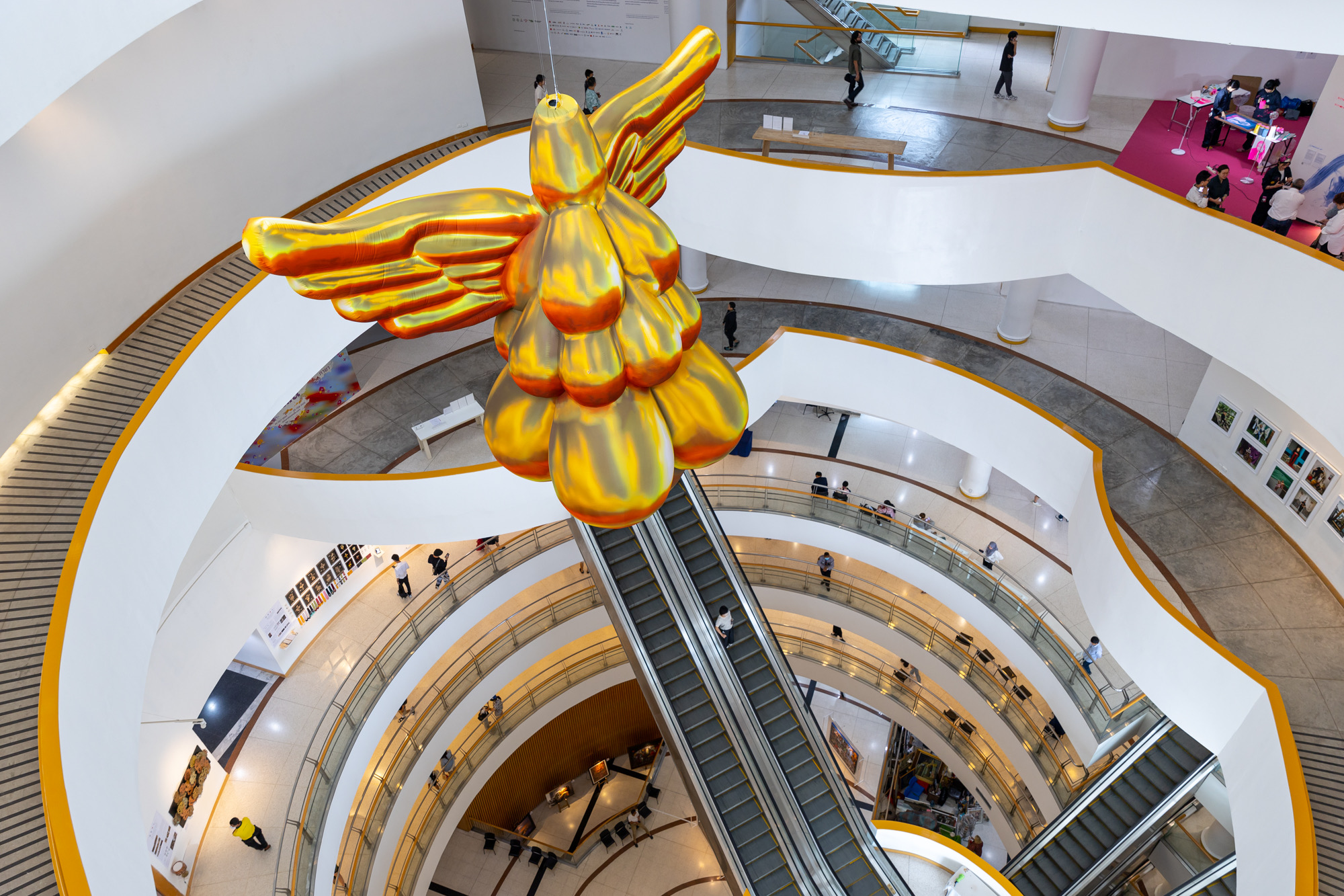 Choi Jeong Hwa.